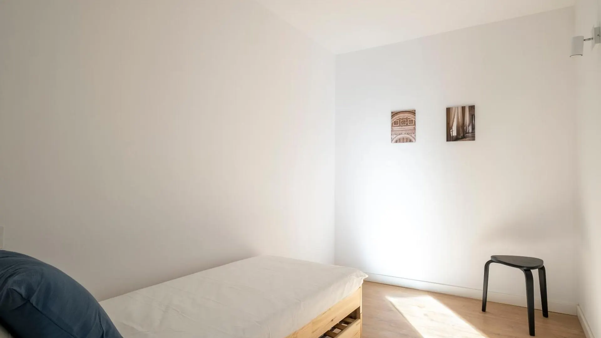 Centric Apartment Camp Nou L'Hospitalet de Llobregat 0*,