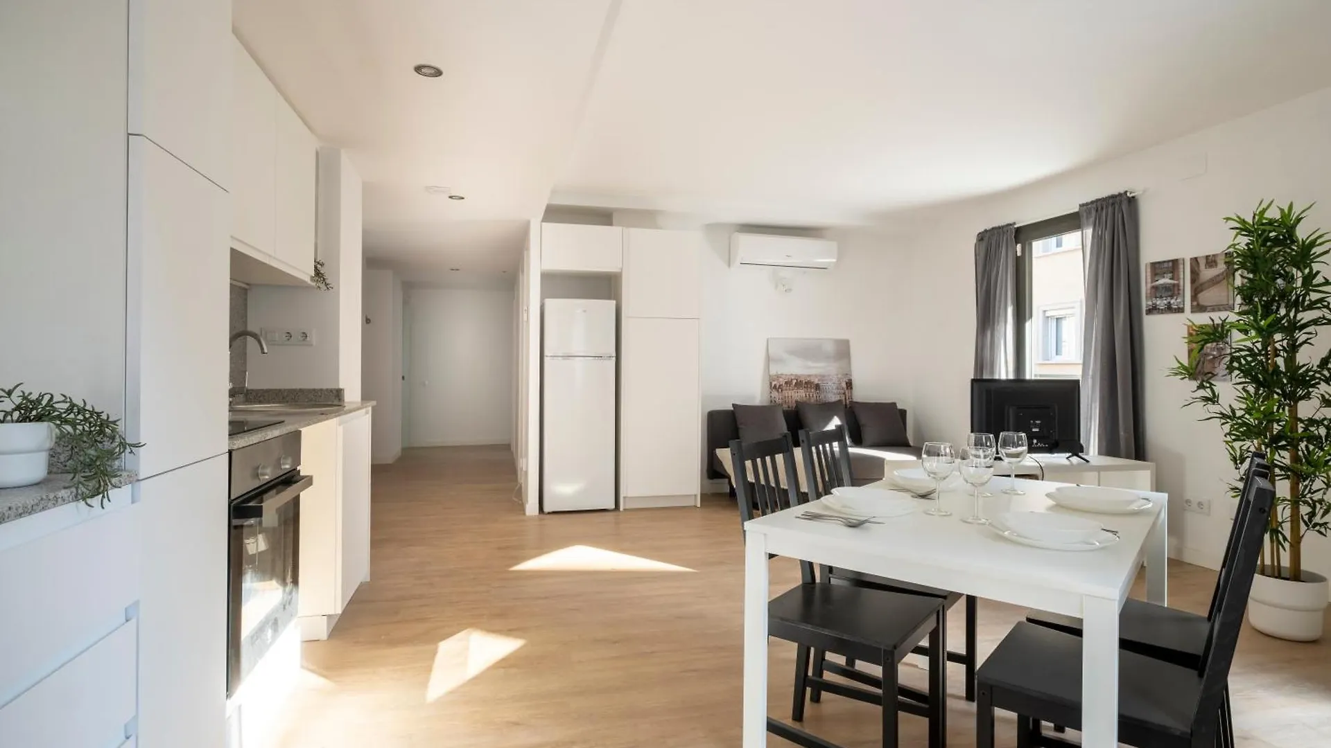 Centric Apartment Camp Nou L'Hospitalet de Llobregat 0*,  Spagna